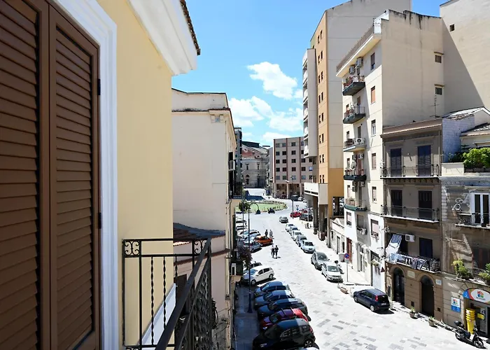 Politeama Theater Apartments
